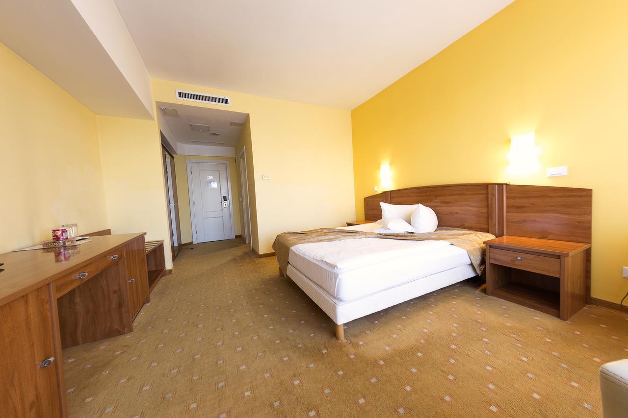 Hotel Parc Алба-Юлия Экстерьер фото