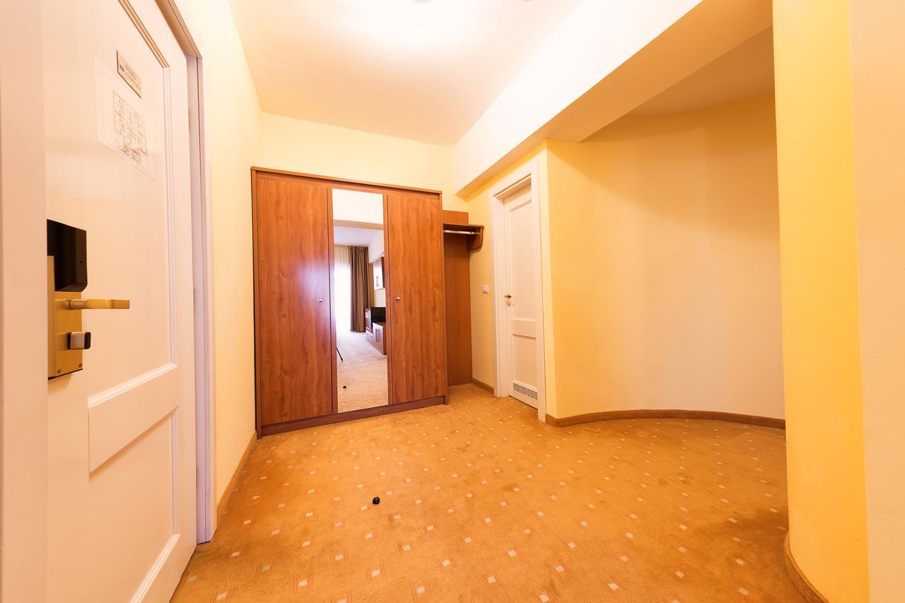 Hotel Parc Алба-Юлия Экстерьер фото