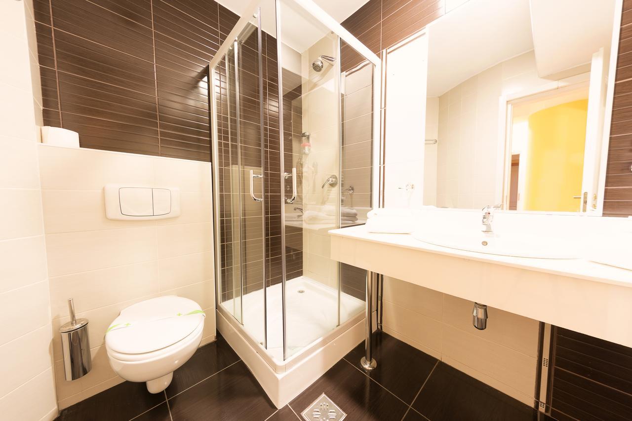 Hotel Parc Алба-Юлия Экстерьер фото