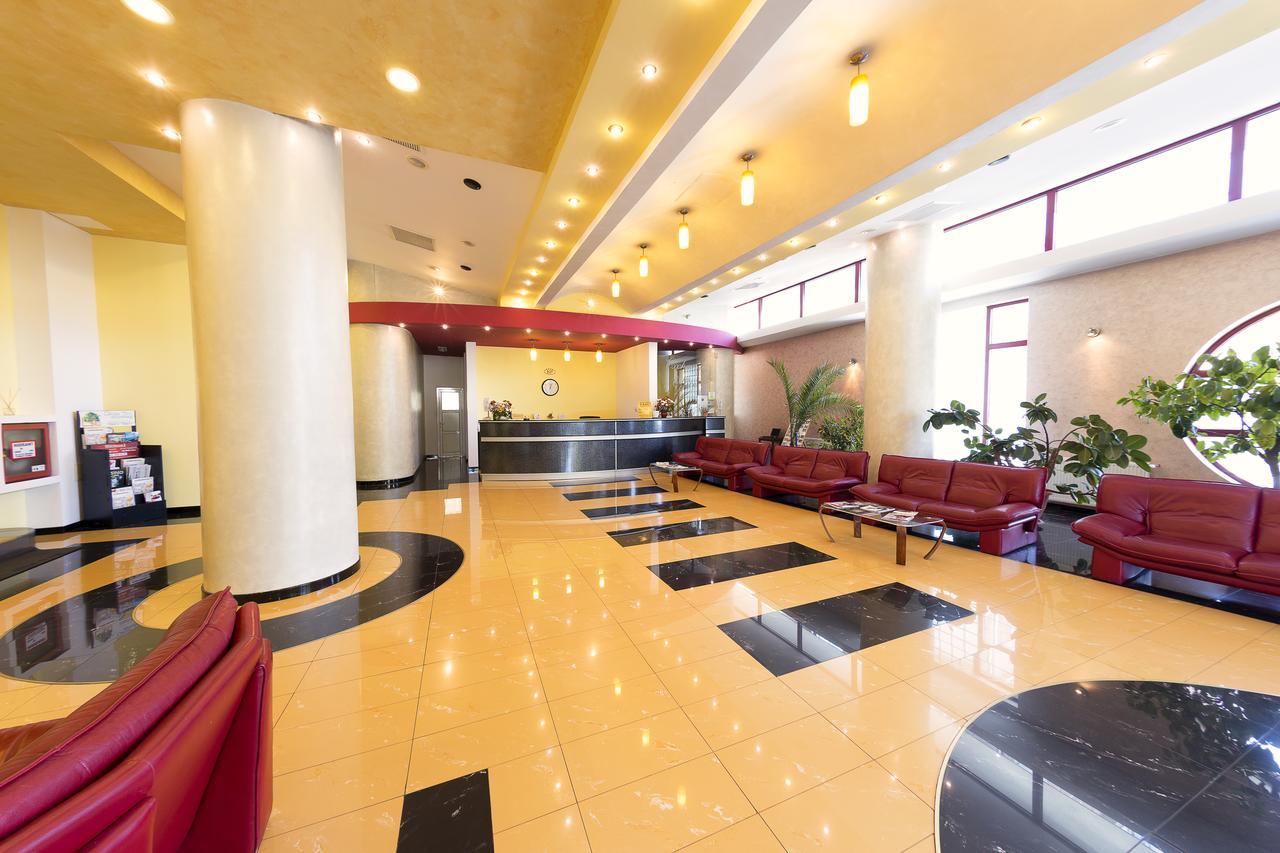 Hotel Parc Алба-Юлия Экстерьер фото