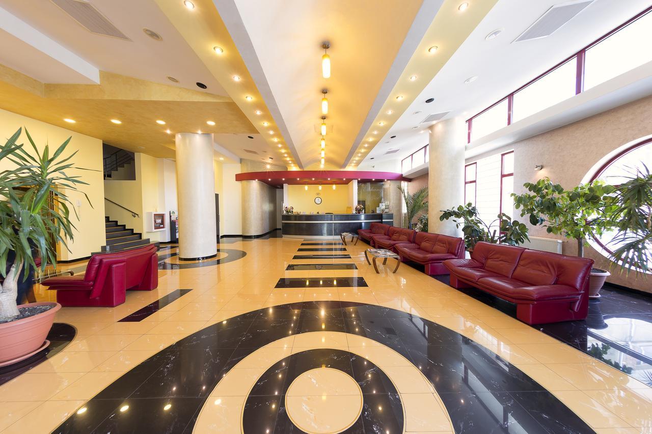 Hotel Parc Алба-Юлия Экстерьер фото